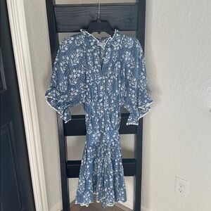 Juliet Dunn Blue Floral Dress